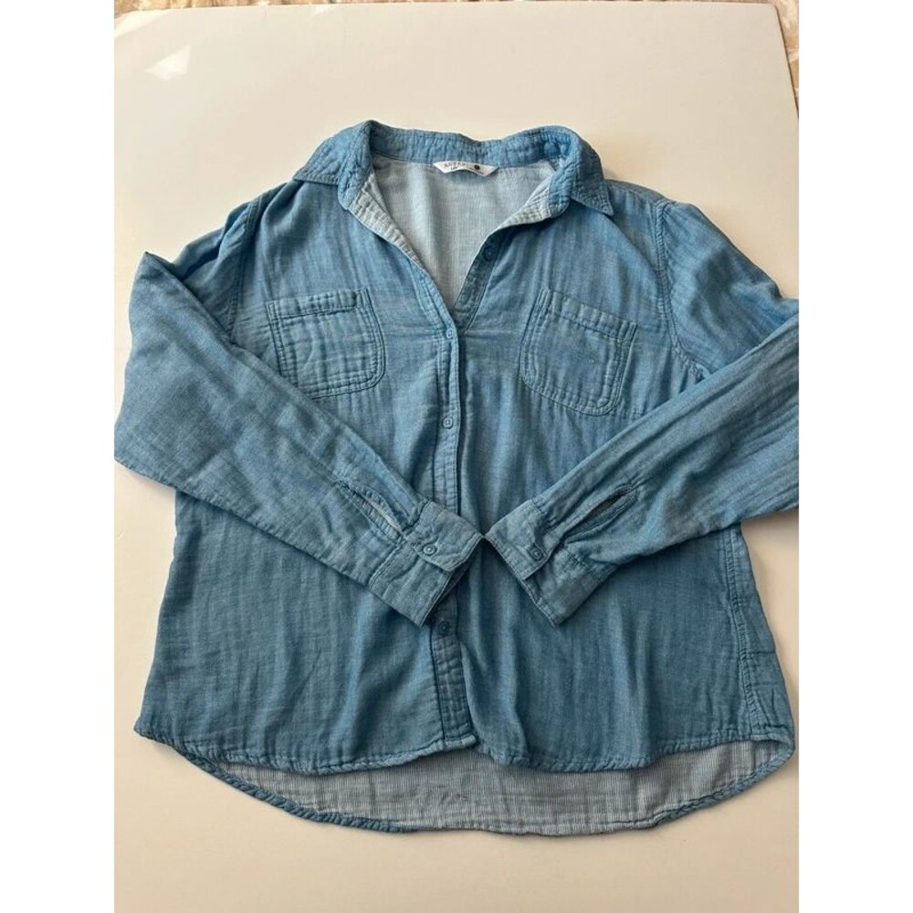 Riders by Lee Blue Chambray Cotton Blouse Long Sleeve Dual Pocket Utility Shirt